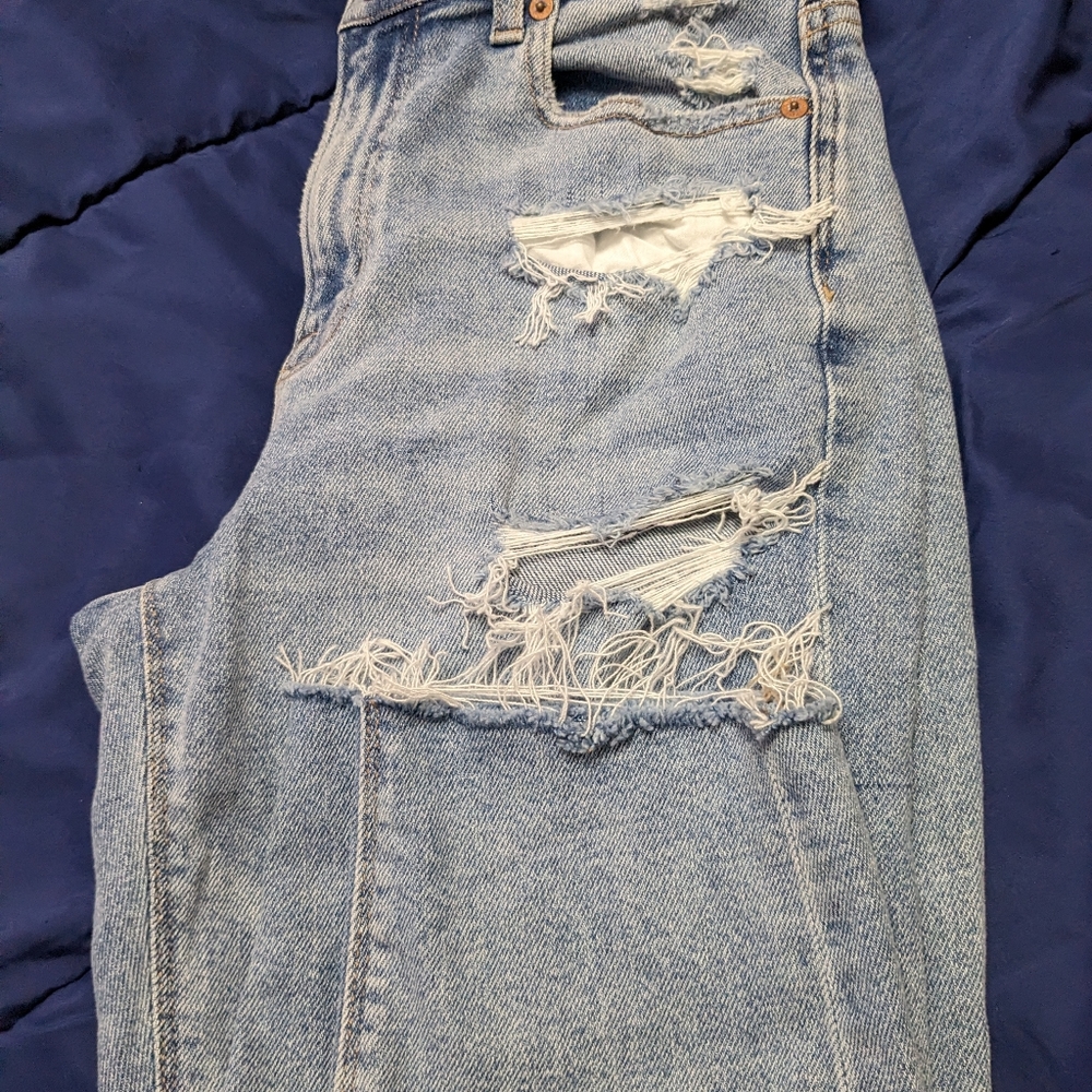 American eagle mom jeans destroyed with back of thigh slit - Picture 5 of 16